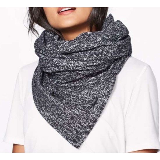 Lululemon Vinyasa Scarf Reversible Black + White Suited Jacquard 27” X 56”